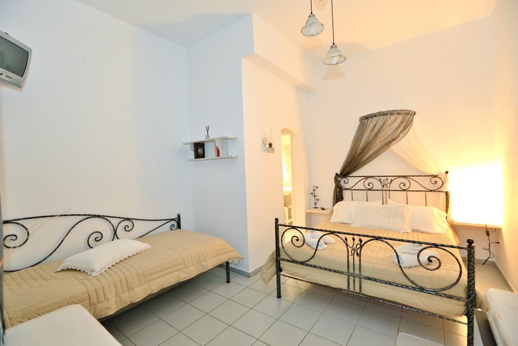 Irini Pension Platis Gialos  Εξωτερικό φωτογραφία