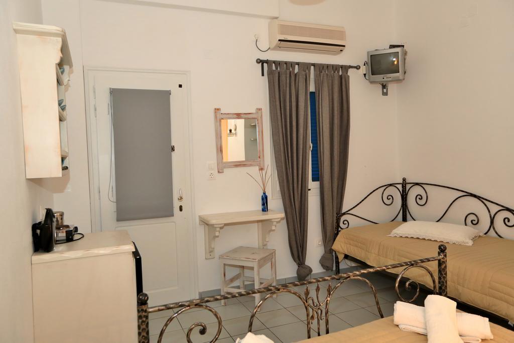 Irini Pension Platis Gialos  Εξωτερικό φωτογραφία